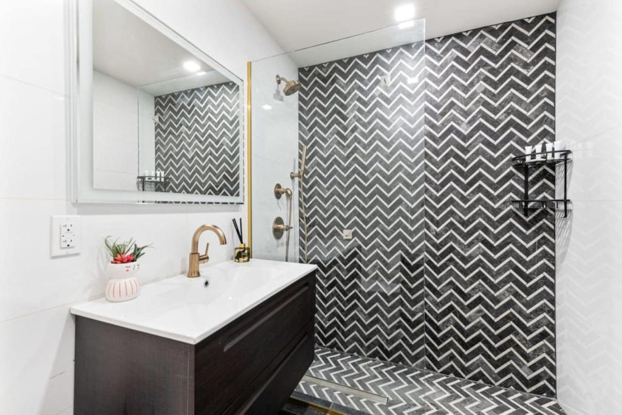 Luxury 3br Duplex W Private Patio In Upper East Nova York